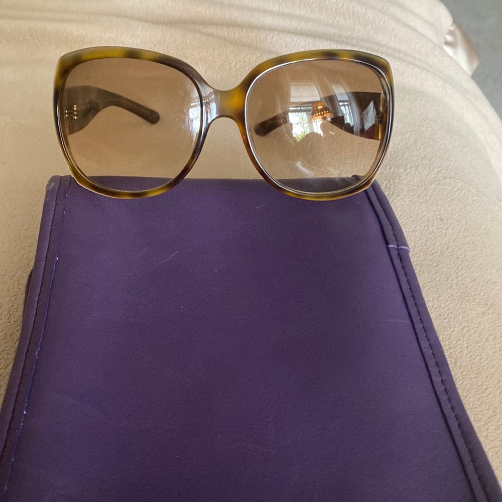 Y S L TORTOISE SHELL SUNGLASSES